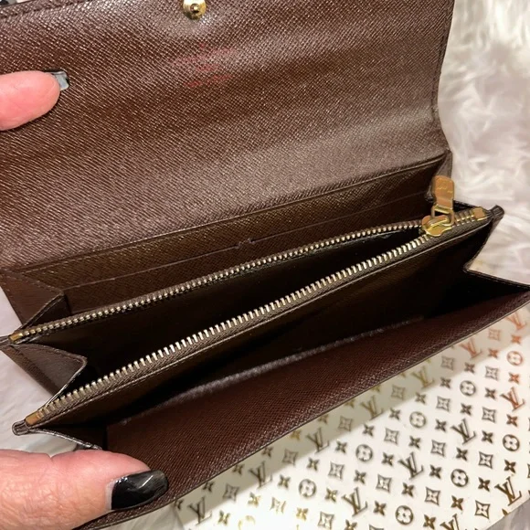 Sarah Wallet - Picture 5 of 11